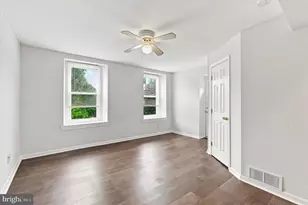 400 Green Ln, Philadelphia, PA 19128 - Photo 5