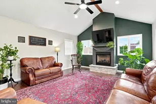 4022 Wells St, Philadelphia, PA 19135 - Photo 19
