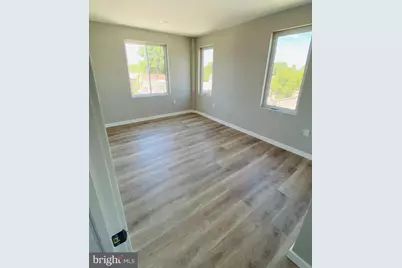 2807 S 11th Street S #4FL, Philadelphia, PA 19148 - Photo 11