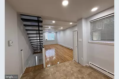 2425 S Warnock Street, Philadelphia, PA 19148 - Photo 3