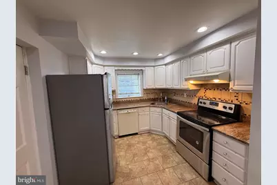 2425 S Warnock Street, Philadelphia, PA 19148 - Photo 7