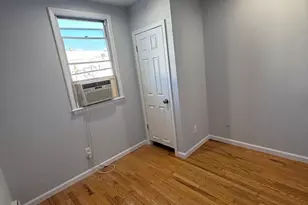 2425 S Warnock St, Philadelphia, PA 19148 - Photo 13