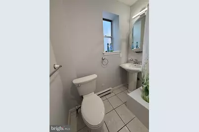 2425 S Warnock Street, Philadelphia, PA 19148 - Photo 11