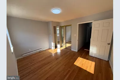 2425 S Warnock Street, Philadelphia, PA 19148 - Photo 9