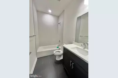 2122 Kensington Walk, Philadelphia, PA 19125 - Photo 17