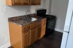 925 W Seltzer St, Philadelphia, PA 19133 - Photo 5