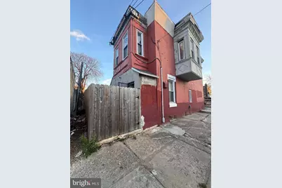 925 W Seltzer Street, Philadelphia, PA 19133 - Photo 1