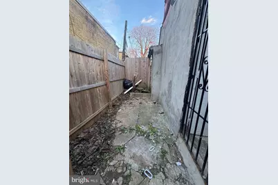 925 W Seltzer Street, Philadelphia, PA 19133 - Photo 13