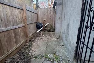 925 W Seltzer St, Philadelphia, PA 19133 - Photo 13
