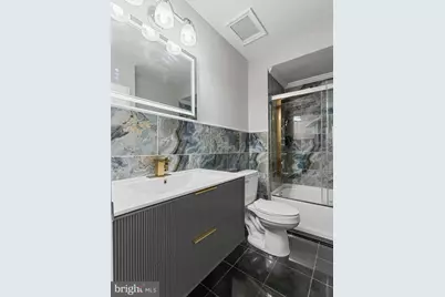 2715 Snyder Avenue, Philadelphia, PA 19145 - Photo 23