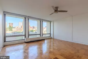 210 Locust St, Philadelphia, PA 19106 - Photo 3