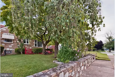 2233 Solly Avenue, Philadelphia, PA 19152 - Photo 3
