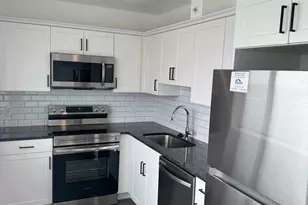 404 Fountain St, Philadelphia, PA 19128 - Photo 3