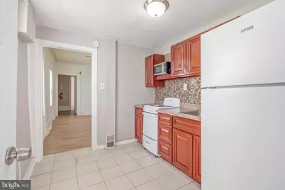 673 N 11th Street, Philadelphia, PA 19123 - Photo 11
