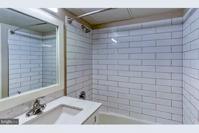 1815 John F Kennedy Boulevard #804, Philadelphia, PA 19103 - Photo 5