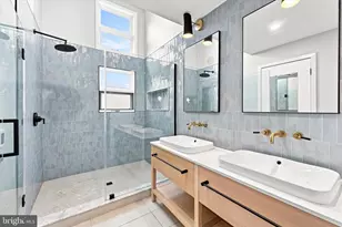 114 Bainbridge St, Philadelphia, PA 19147 - Photo 25
