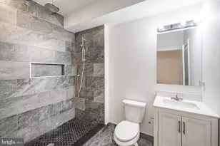 1642 N Marshall St, Philadelphia, PA 19122 - Photo 5