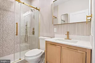 820 Pierce St, Philadelphia, PA 19148 - Photo 11