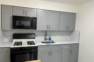 8262 Leon St, Philadelphia, PA 19136 - Photo 3