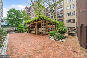 301 Race St, Philadelphia, PA 19106 - Photo 25