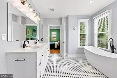 913 S 13th Street, Philadelphia, PA 19147 - Photo 15
