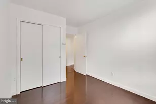 2137 Spruce St, Philadelphia, PA 19103 - Photo 11