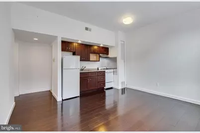 2137 Spruce Street #4, Philadelphia, PA 19103 - Photo 3