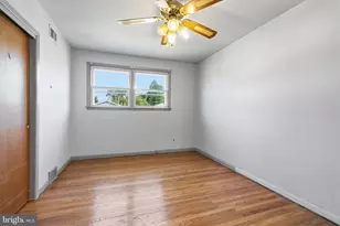 9219 Burbank Rd, Philadelphia, PA 19115 - Photo 19