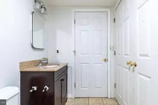4338 Cresson St, Philadelphia, PA 19127 - Photo 7