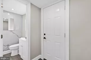 1515 N Edgewood St, Philadelphia, PA 19151 - Photo 17
