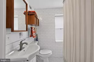 2043 N 3rd St, Philadelphia, PA 19122 - Photo 23
