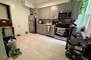 262 W Apsley St, Philadelphia, PA 19144 - Photo 3