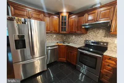 1106 Wallace Street #B, Philadelphia, PA 19123 - Photo 3