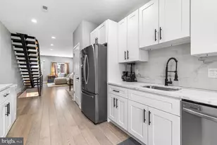 2502 S Philip St, Philadelphia, PA 19148 - Photo 11