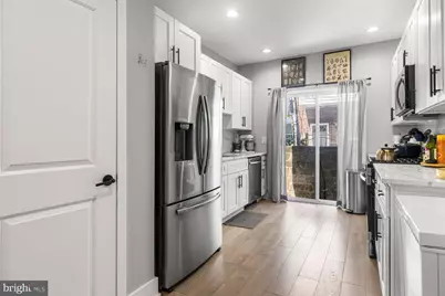 2502 S Philip Street, Philadelphia, PA 19148 - Photo 9