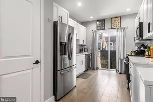 2502 S Philip St, Philadelphia, PA 19148 - Photo 9