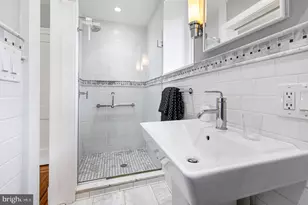 423 Carpenter Ln, Philadelphia, PA 19119 - Photo 21