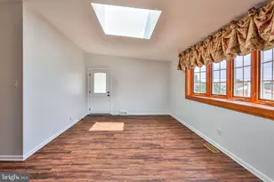 9898 Wistaria St, Philadelphia, PA 19115 - Photo 23