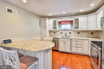 9898 Wistaria Street, Philadelphia, PA 19115 - Photo 11