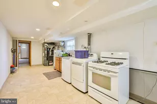 9898 Wistaria St, Philadelphia, PA 19115 - Photo 43