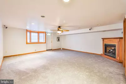 9898 Wistaria Street, Philadelphia, PA 19115 - Photo 39