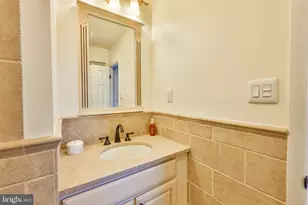 9898 Wistaria St, Philadelphia, PA 19115 - Photo 15