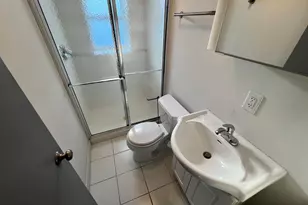729 S Hutchinson St, Philadelphia, PA 19147 - Photo 19