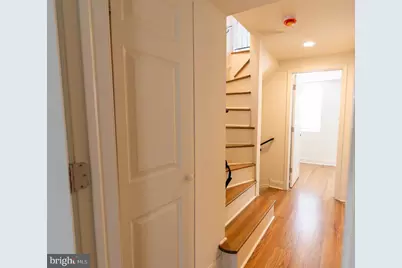 907 S Darien Way, Philadelphia, PA 19147 - Photo 15