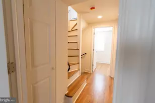 907 S Darien Way, Philadelphia, PA 19147 - Photo 15