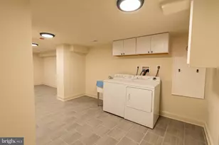 907 S Darien Way, Philadelphia, PA 19147 - Photo 27