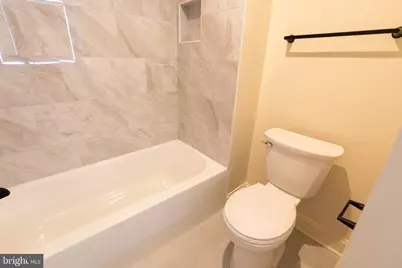 907 S Darien Way, Philadelphia, PA 19147 - Photo 9