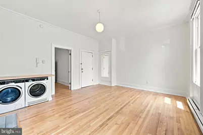 2107 Green Street #2F, Philadelphia, PA 19130 - Photo 3
