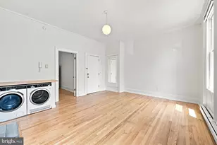 2107 Green St, Philadelphia, PA 19130 - Photo 3