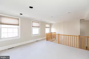 242 S 8th St, Philadelphia, PA 19107 - Photo 15